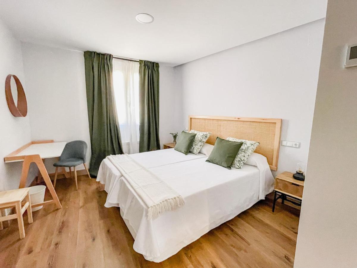 Hotel Camino De Las Estrellas Serranillos Zewnętrze zdjęcie
