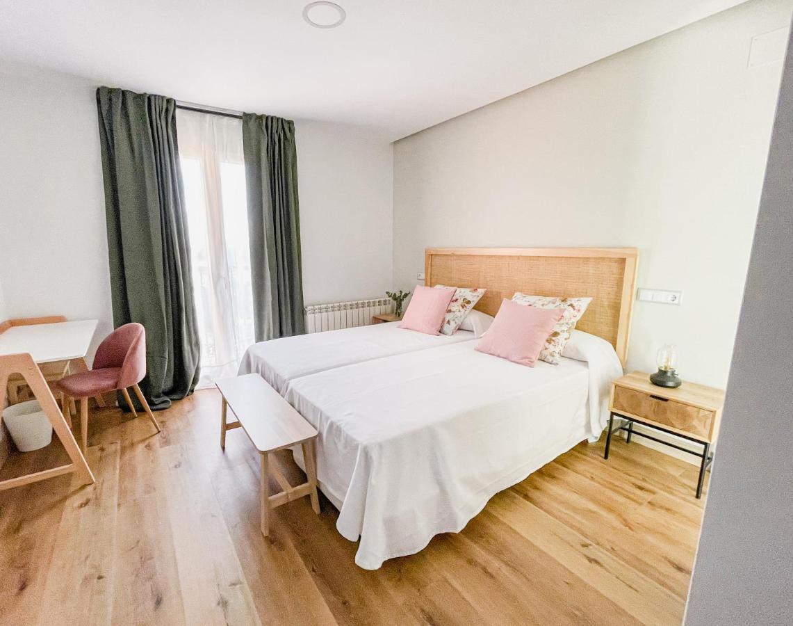 Hotel Camino De Las Estrellas Serranillos Zewnętrze zdjęcie