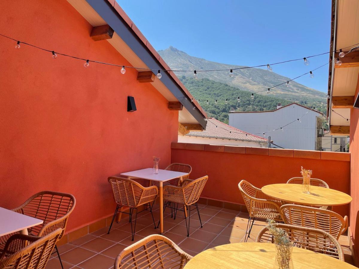 Hotel Camino De Las Estrellas Serranillos Zewnętrze zdjęcie